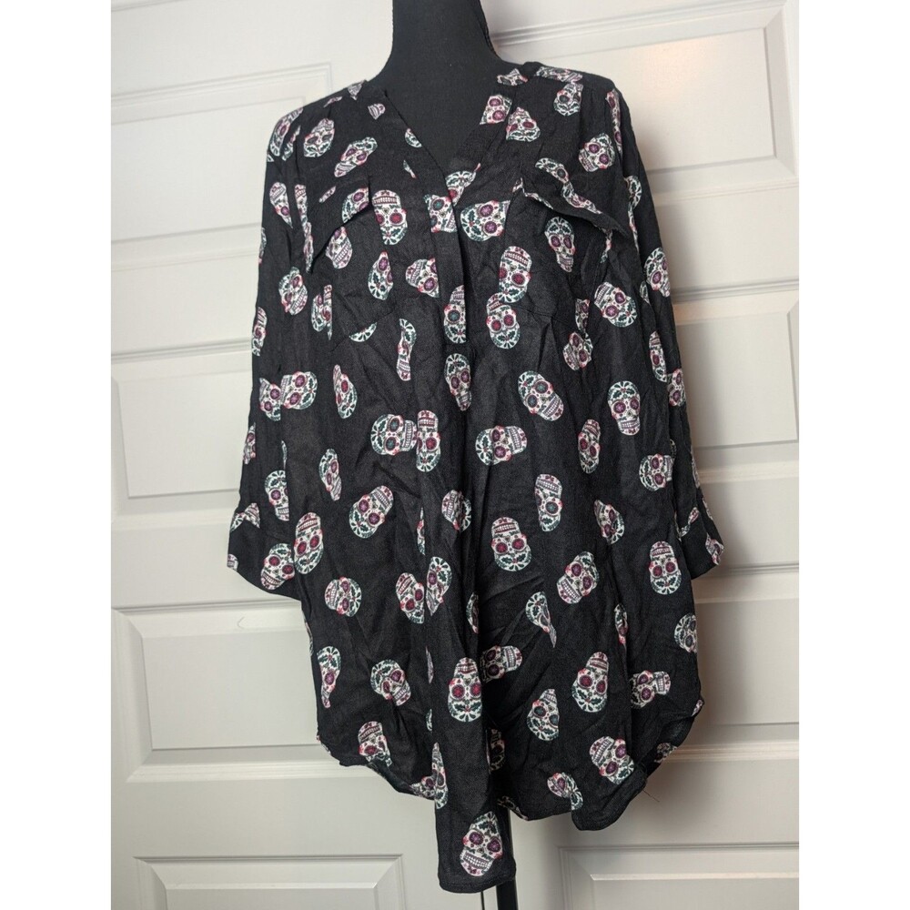 NWT Torrid Harper Size 12 (0/L) Blouse Sugar Skull Black Brushed Rayon Tunic